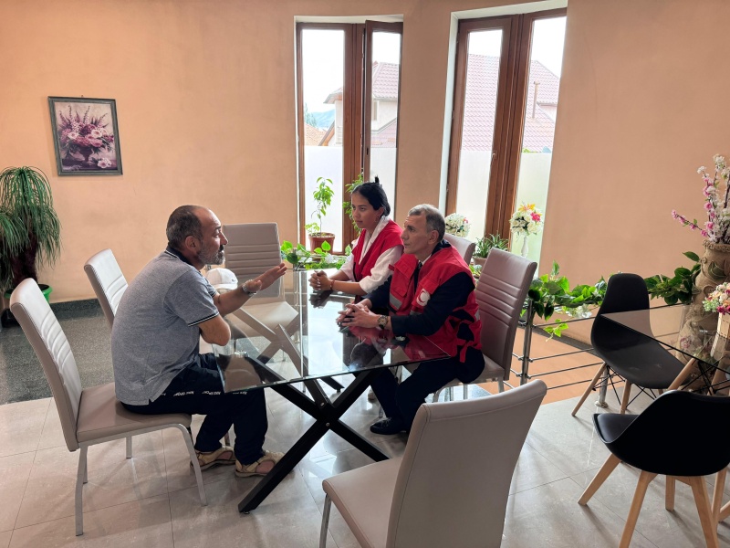 Xankəndidə qalan erməniəsilli sakinlərə baş çəkilib (FOTO)
