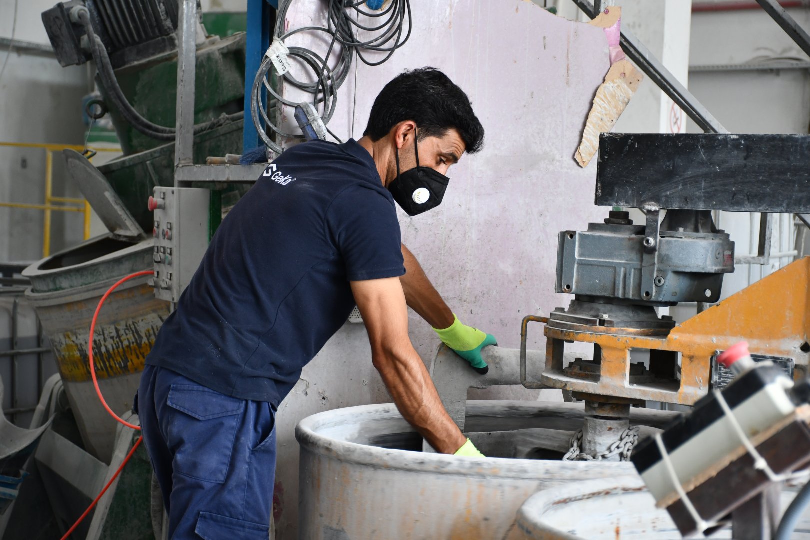 Neftçala Sənaye Məhəlləsində məhsul istehsalı 4 dəfədən çox artıb (FOTO)