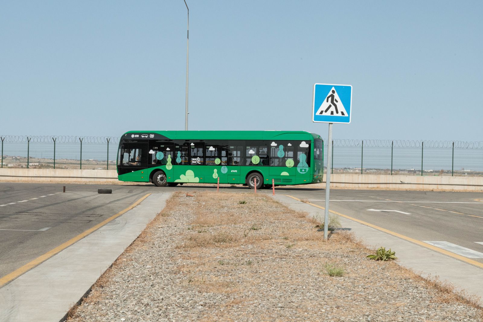 Azərbaycanda avtobus idarə edəcək qadın sürücülər hazırlanır (FOTO)