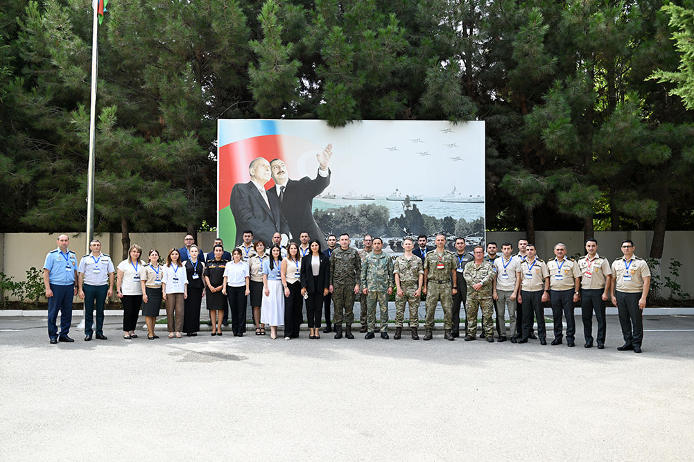 Bakıda strateji kommunikasiyalar mövzusunda kurs keçirilib