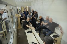 Ermənistan silahlı qüvvələrinin Zəngilana hücumları nəticəsində məcburi köçkün düşmüş, yaralanmış, doğmaları öldürülmüş şəxslər məhkəmədə ifadə veriblər (FOTO)