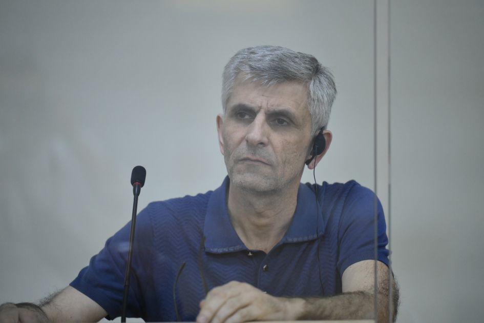 Ermənistan silahlı qüvvələrinin Zəngilana hücumları nəticəsində məcburi köçkün düşmüş, yaralanmış, doğmaları öldürülmüş şəxslər məhkəmədə ifadə veriblər (FOTO)