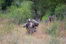 Jurnalistlər Laçında xidmət edən hərbi qulluqçuların məişət şəraiti ilə tanış olublar (FOTO/VİDEO)