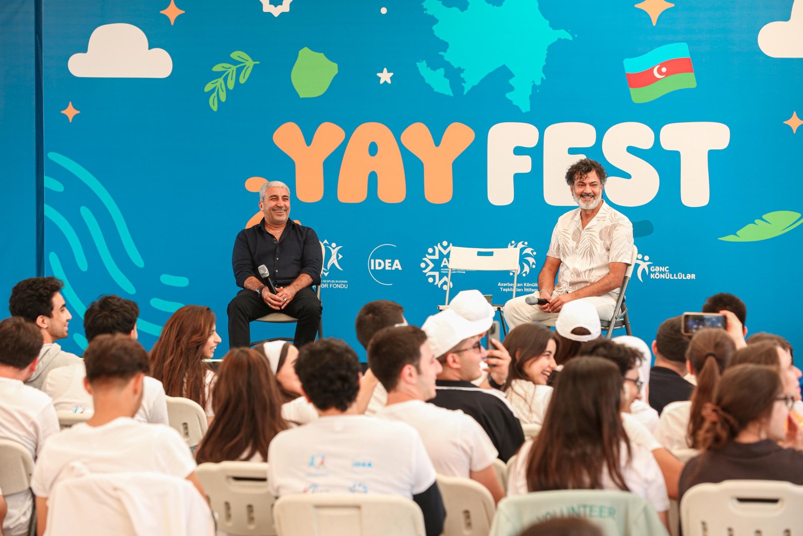 Müzəffər və suveren dövlətin gəncləri “Yay Fest”də bir araya gəldilər (FOTO)