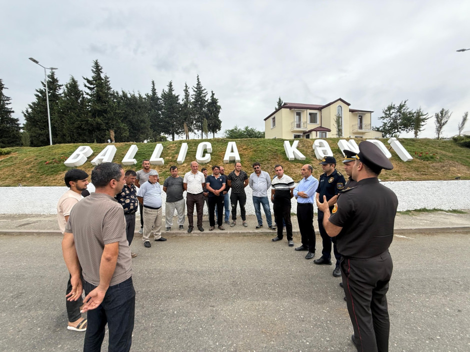 FHN azad olunmuş ərazilərdə yanğın təhlükəsizliyi ilə bağlı maarifləndirilmə işini davam etdirir (FOTO)