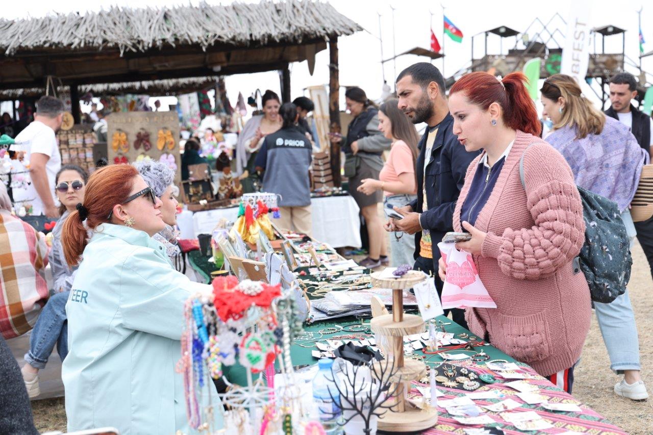 Milli Yaylaq Festivalı çərçivəsində "KOB FEST" sərgi-satış yarmarkası keçirilib (FOTO)