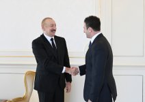 Prezident İlham Əliyev “The Goldman Sachs Group Inc.” şirkətinin qlobal məsələlər üzrə prezidentini qəbul edib (FOTO/VİDEO) (YENİLƏNİB)
