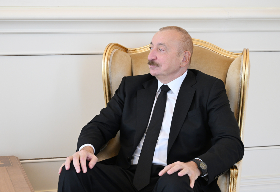 Prezident İlham Əliyev “The Goldman Sachs Group Inc.” şirkətinin qlobal məsələlər üzrə prezidentini qəbul edib (FOTO)