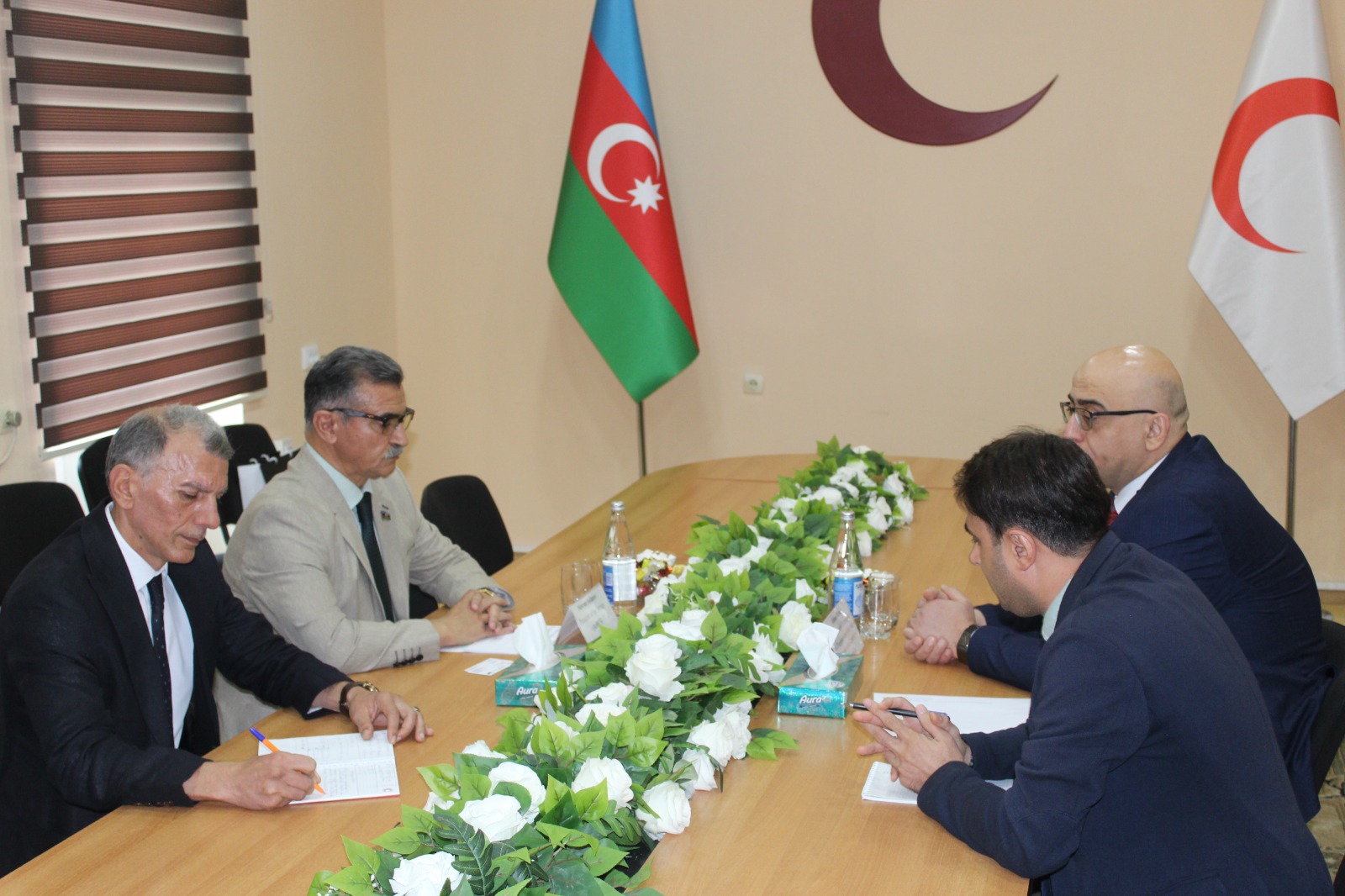 Novruz Aslan Fələstin səfiri ilə görüşüb (FOTO)