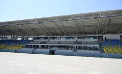 Prezident İlham Əliyev və Birinci xanım Mehriban Əliyeva Gəncə şəhər stadionunda tikinti işlərinin gedişi ilə tanış olublar (FOTO) (YENİLƏNİB)