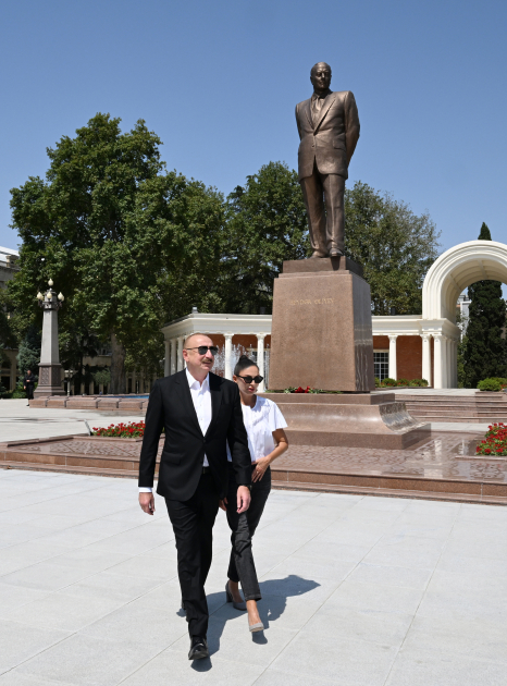 Prezident İlham Əliyev və Birinci xanım Mehriban Əliyeva Gəncə şəhərində olublar (YENİLƏNİB) (FOTO)