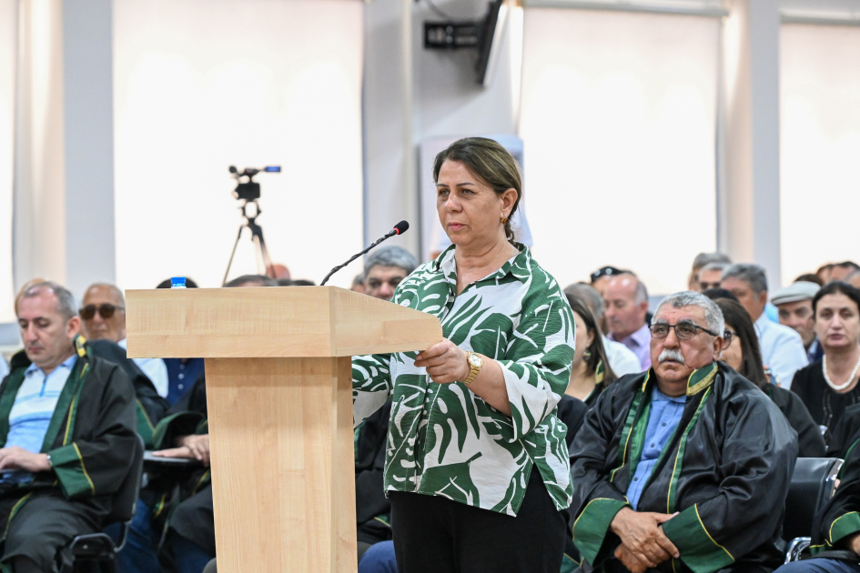 Ermənistan silahlı qüvvələrinin Xocalıya, Laçına, Kəlbəcərə, Qubadlıya hücumları nəticəsində məcburi köçkün düşmüş, yaralanmış, doğmaları öldürülmüş şəxslər məhkəmədə ifadə veriblər (FOTO)