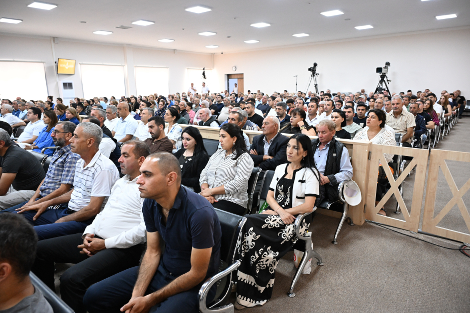 Ermənistan silahlı qüvvələrinin Xocalıya, Laçına, Kəlbəcərə, Qubadlıya hücumları nəticəsində məcburi köçkün düşmüş, yaralanmış, doğmaları öldürülmüş şəxslər məhkəmədə ifadə veriblər (FOTO)