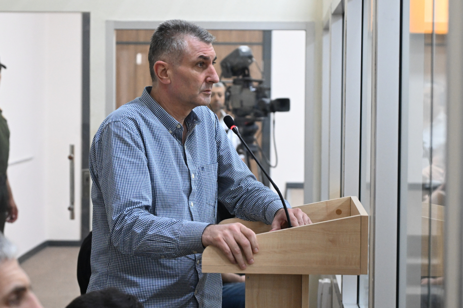 Ermənistan silahlı qüvvələrinin Xocalıya, Laçına, Kəlbəcərə, Qubadlıya hücumları nəticəsində məcburi köçkün düşmüş, yaralanmış, doğmaları öldürülmüş şəxslər məhkəmədə ifadə veriblər (FOTO)