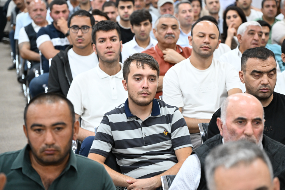 Ermənistan silahlı qüvvələrinin Xocalıya, Laçına, Kəlbəcərə, Qubadlıya hücumları nəticəsində məcburi köçkün düşmüş, yaralanmış, doğmaları öldürülmüş şəxslər məhkəmədə ifadə veriblər (FOTO)