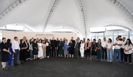 Prezident İlham Əliyev və Birinci xanım Mehriban Əliyeva Ağdərədə Vəngli və Kolatağ kəndlərinin sakinləri ilə görüşüblər (YENİLƏNİB) (FOTO/VİDEO)