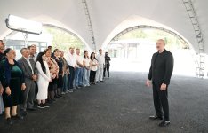 Prezident İlham Əliyev və Birinci xanım Mehriban Əliyeva Ağdərədə Vəngli və Kolatağ kəndlərinin sakinləri ilə görüşüblər (YENİLƏNİB) (FOTO/VİDEO)
