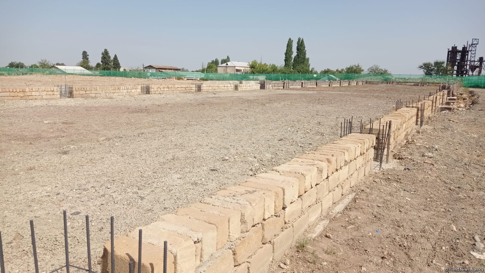 Gəncədə bazalt məhsulları zavodunun birinci mərhələsində 200 nəfər işlə təmin olunacaq (FOTO)