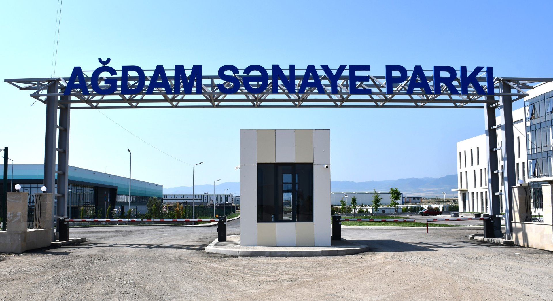 Ağdam və Cəbrayılda sənaye parkları sürətlə böyüyür - Yarım milyarda yaxın məhsul istehsalı, minlərlə iş yeri (FOTO)