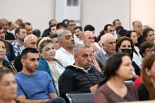 Ermənistan silahlı qüvvələrinin Ağdama, Laçına, Qubadlıya, Füzuliyə hücumları nəticəsində məcburi köçkün düşmüş, yaralanmış, girovluqda işgəncələrə məruz qalmış şəxslər məhkəmədə ifadə veriblər (FOTO)
