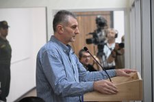 Ermənistan silahlı qüvvələrinin Ağdama, Laçına, Qubadlıya, Füzuliyə hücumları nəticəsində məcburi köçkün düşmüş, yaralanmış, girovluqda işgəncələrə məruz qalmış şəxslər məhkəmədə ifadə veriblər (FOTO)