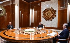 Türkmənbaşı şəhərində Prezident İlham Əliyev, Qurbanqulu Berdiməhəmmədov və Şavkat Mirziyoyev arasında yüksəksəviyyəli görüş keçirilib (FOTO)