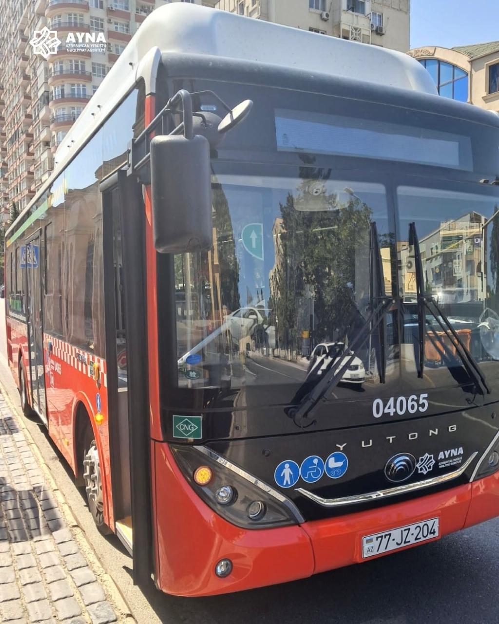 Paytaxtın bu ərazisində hərəkətdə olan avtobuslar yenilənir (FOTO)