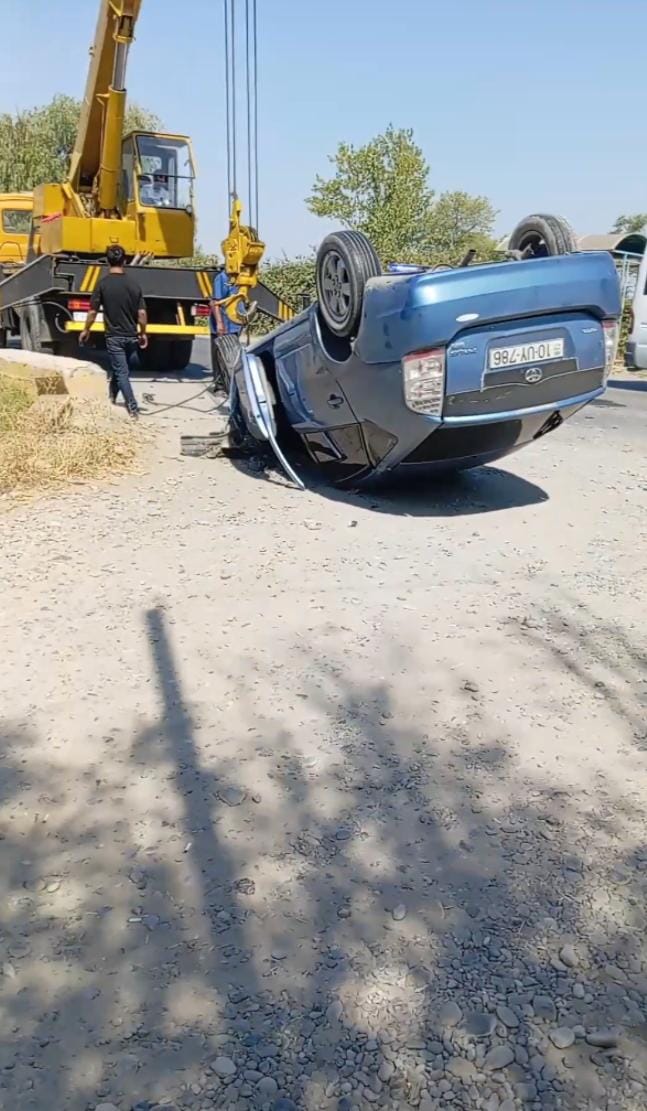 Bərdədə traktorla minik avtomobili toqquşub, xəsarət alanlar var (FOTO) (YENİLƏNİB)