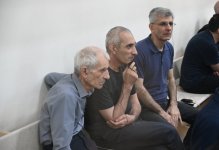 Ermənistan silahlı qüvvələrinin Şuşaya, Kəlbəcərə, Füzuliyə, Zəngilana hücumları nəticəsində zərər çəkmiş şəxslər məhkəmədə ifadə veriblər (FOTO)