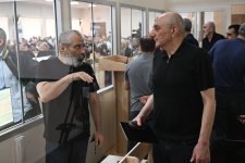 Ermənistan silahlı qüvvələrinin Şuşaya, Kəlbəcərə, Füzuliyə, Zəngilana hücumları nəticəsində zərər çəkmiş şəxslər məhkəmədə ifadə veriblər (FOTO)