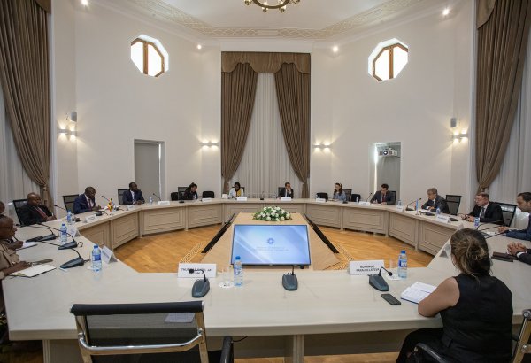 Azərbaycan və Uqanda arasında energetika sahəsində əməkdaşlığın inkişafı dəyərləndirilib