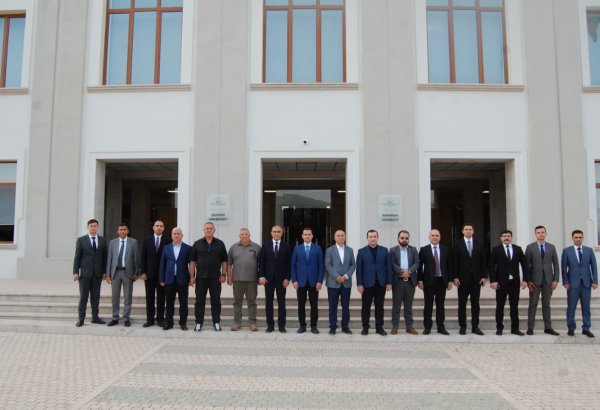 Xarici ölkə prokurorluqlarının nümayəndələri Qarabağ Universitetində olub (FOTO)