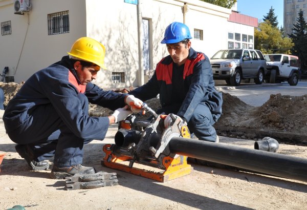 Yasamalda su təchizatı yaxşılaşdırılır (FOTO)