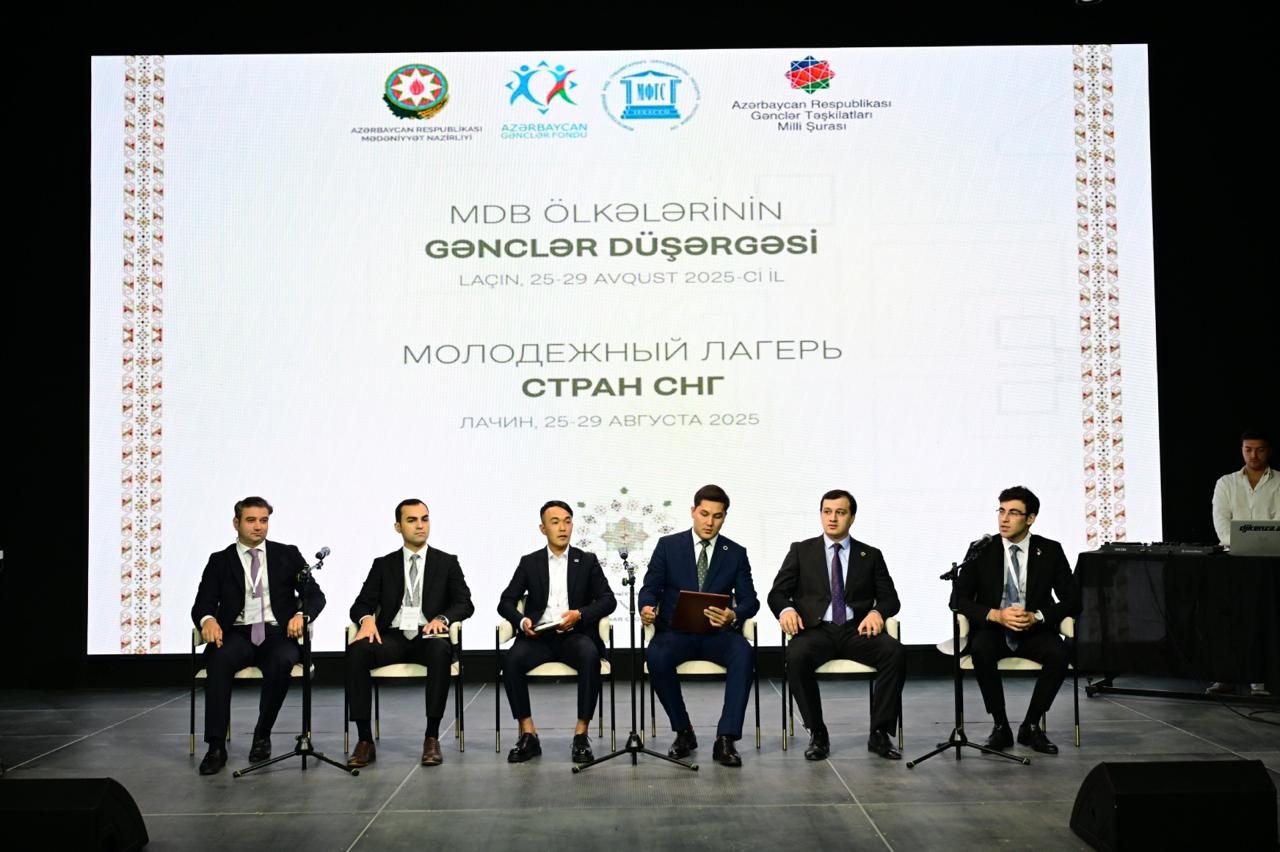 Laçında "Mədəni və yaradıcı sənayelərdə gənclər dalğası” mövzusunda panel müzakirə keçirilib (FOTO)