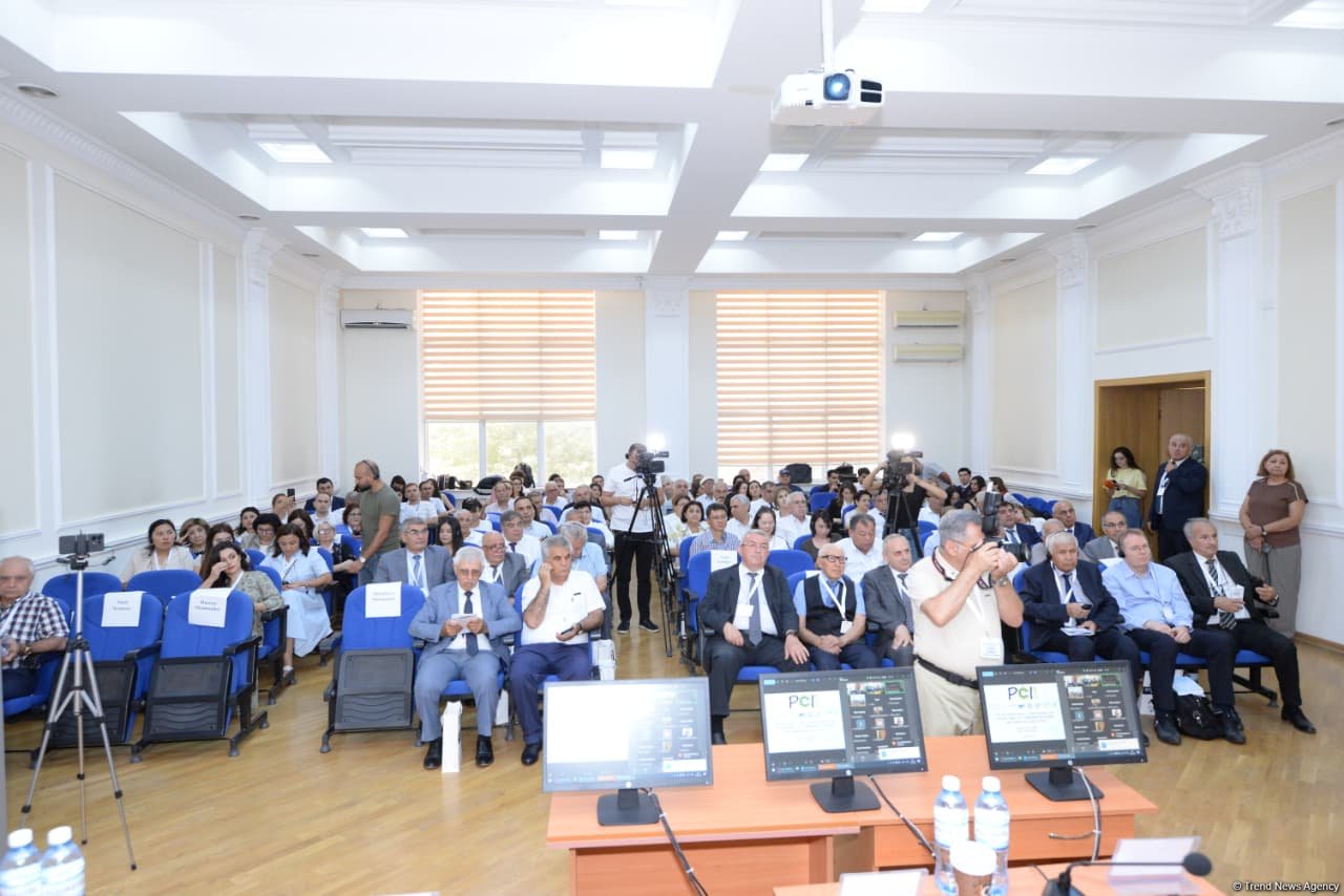 Bakıda “Kibernetika və informatikanın problemləri” üzrə beynəlxalq konfrans keçirilir (FOTO)