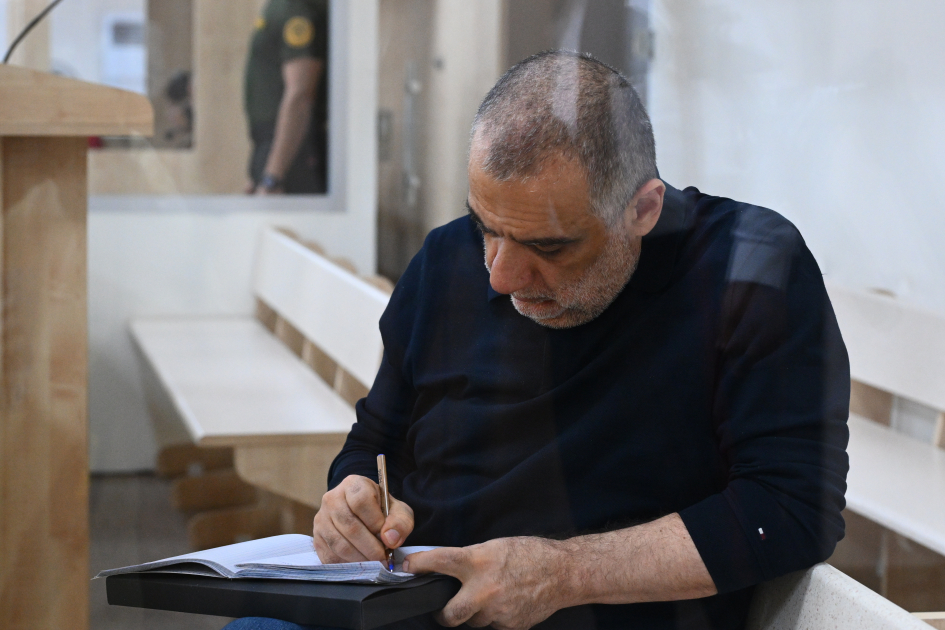 Ruben Vardanyanın məhkəməsində zərərçəkmiş şəxslərin və zərərçəkmişlərin hüquqi varislərinin ifadələri dinlənilib (FOTO)