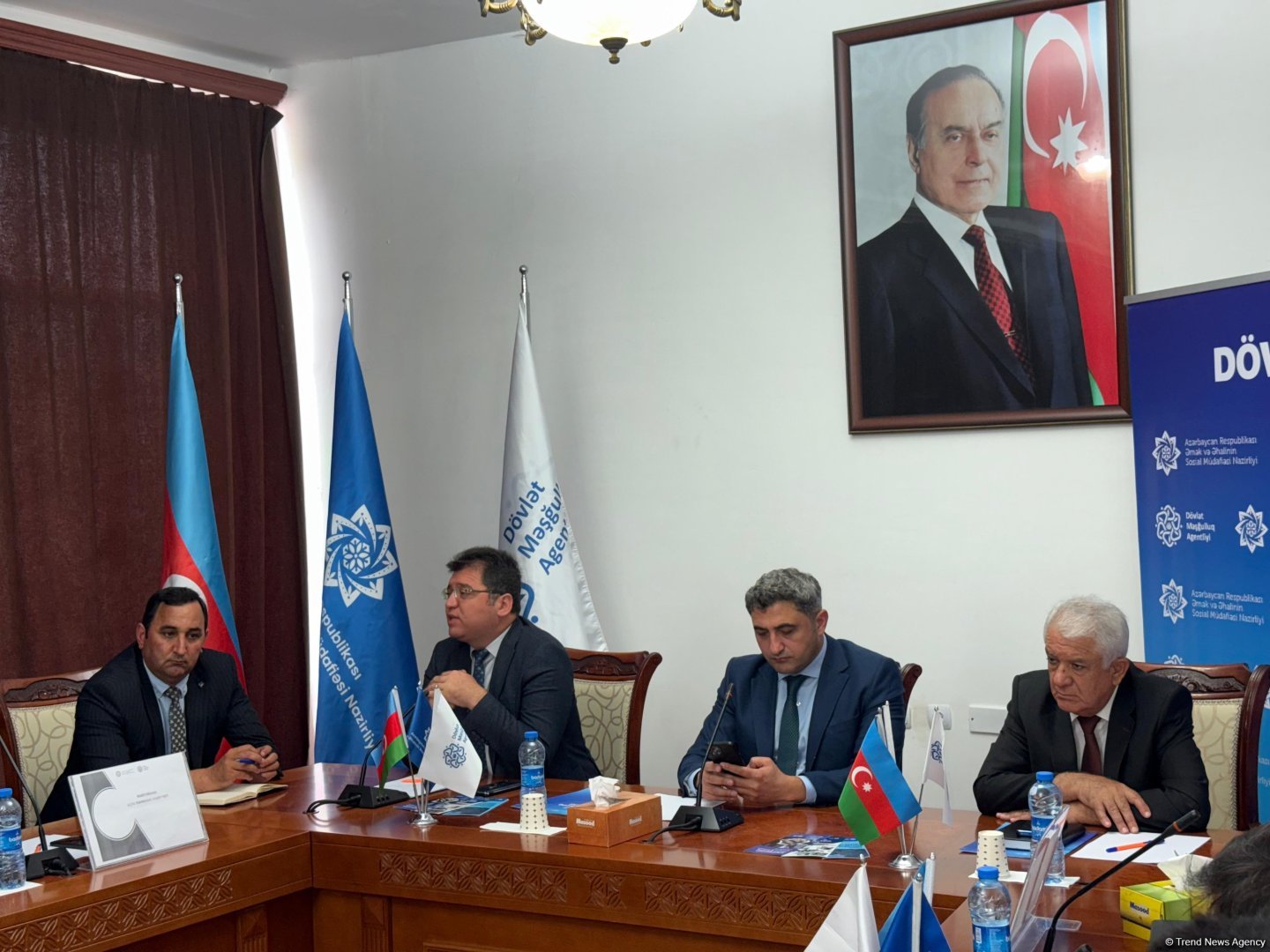 Xankəndidə işəgötürənlərlə görüş keçirilib (FOTO)