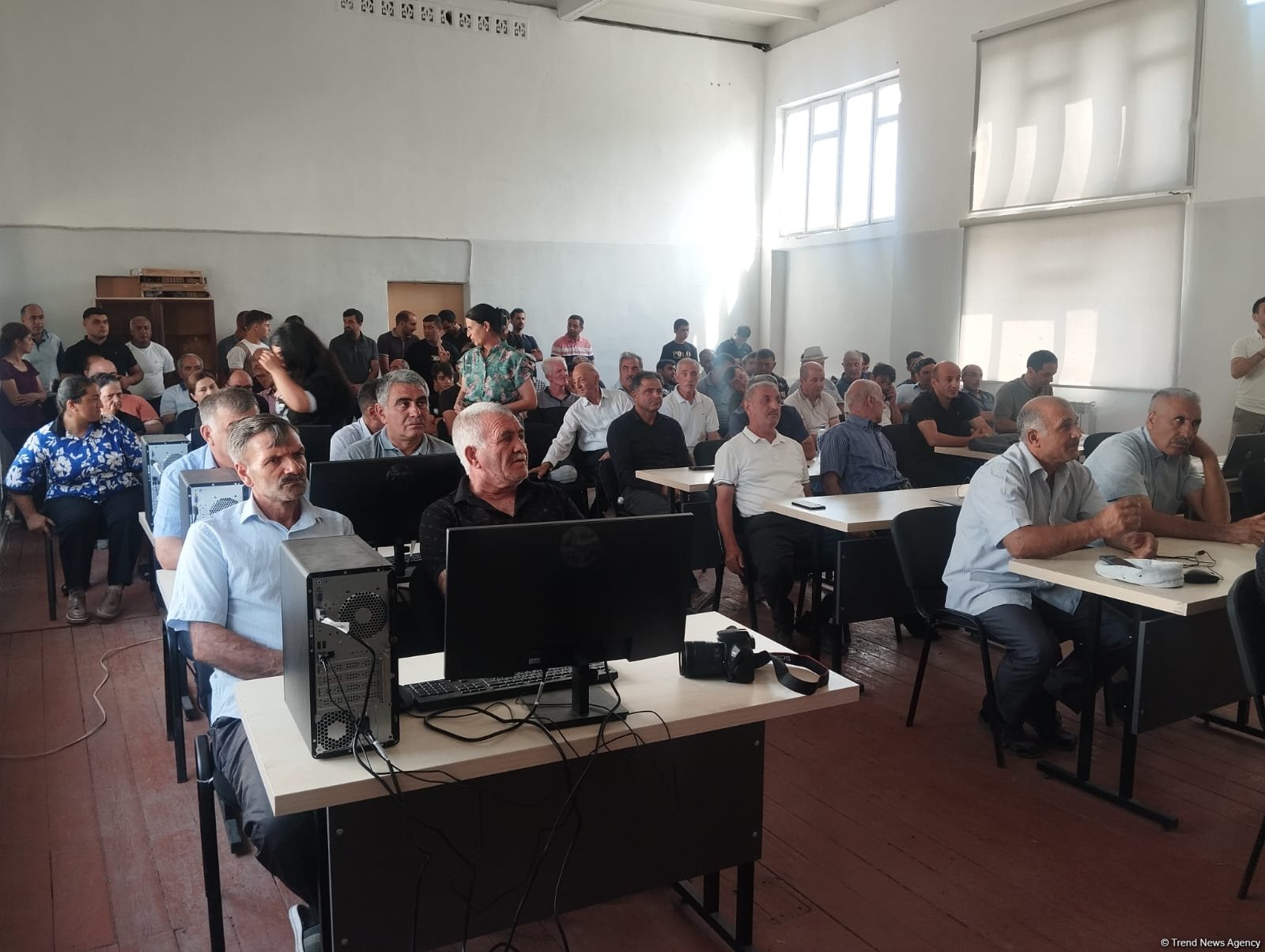 Xocalının Ballıca kənd sakinlərinə sertifikatlar verilib (FOTO)
