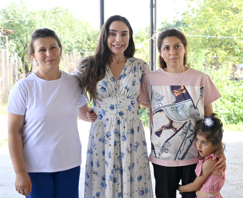 Heydər Əliyev Fondunun vitse-prezidenti Leyla Əliyeva Şamaxıda inşa olunan körpələr evi-uşaq bağçalarının açılışında iştirak edib (YENİLƏNİB) (FOTO)