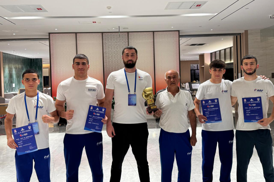 Azərbaycan boksçuları Çində 4 medal qazanıblar (FOTO)