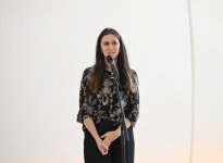 Heydər Əliyev Fondunun vitse-prezidenti Leyla Əliyeva və Arzu Əliyeva Çin dili kurslarının iştirakçılarına sertifikatlar təqdim ediblər (FOTO)