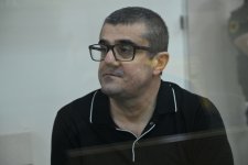 Təqsirləndirilən şəxsin ibtidai istintaqa ifadəsi ilə Azərbaycanın vaxtilə işğal altındakı ərazilərinə silah-sursatın və canlı qüvvənin Ermənistan tərəfindən gətirildiyi növbəti dəfə təsdiqlənib - MƏHKƏMƏ (FOTO)