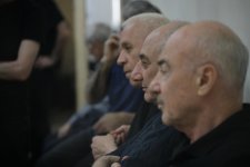 Təqsirləndirilən şəxsin ibtidai istintaqa ifadəsi ilə Azərbaycanın vaxtilə işğal altındakı ərazilərinə silah-sursatın və canlı qüvvənin Ermənistan tərəfindən gətirildiyi növbəti dəfə təsdiqlənib - MƏHKƏMƏ (FOTO)