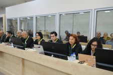 Təqsirləndirilən şəxsin ibtidai istintaqa ifadəsi ilə Azərbaycanın vaxtilə işğal altındakı ərazilərinə silah-sursatın və canlı qüvvənin Ermənistan tərəfindən gətirildiyi növbəti dəfə təsdiqlənib - MƏHKƏMƏ (FOTO)