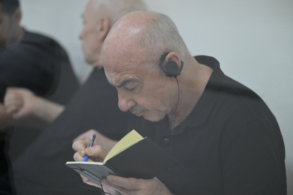 Təqsirləndirilən şəxsin ibtidai istintaqa ifadəsi ilə Azərbaycanın vaxtilə işğal altındakı ərazilərinə silah-sursatın və canlı qüvvənin Ermənistan tərəfindən gətirildiyi növbəti dəfə təsdiqlənib - MƏHKƏMƏ (FOTO)