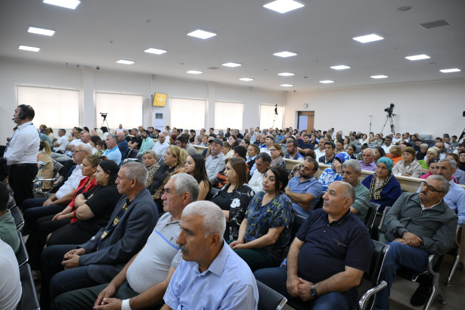 Təqsirləndirilən şəxsin ibtidai istintaqa ifadəsi ilə Azərbaycanın vaxtilə işğal altındakı ərazilərinə silah-sursatın və canlı qüvvənin Ermənistan tərəfindən gətirildiyi növbəti dəfə təsdiqlənib - MƏHKƏMƏ (FOTO)