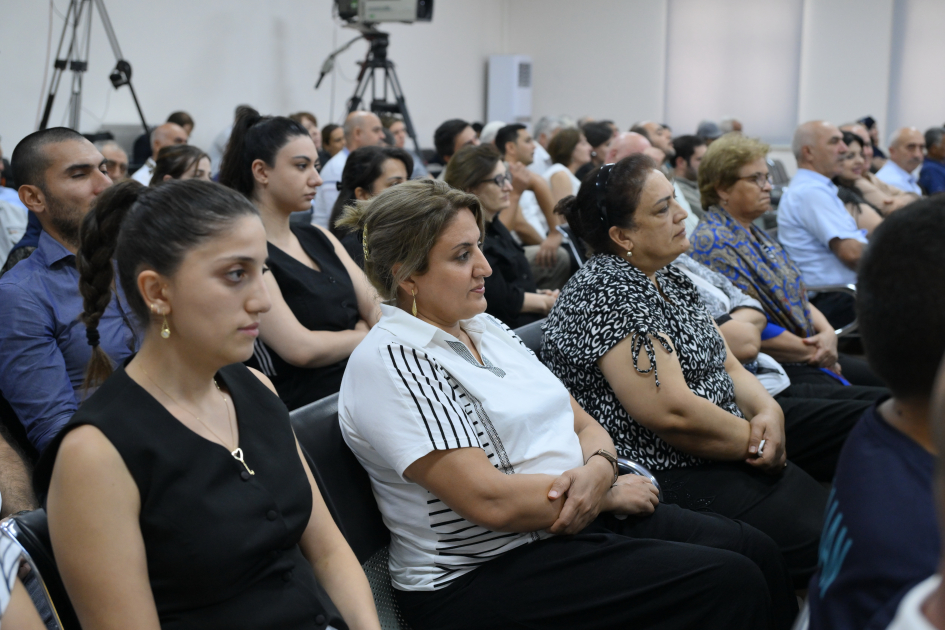 Təqsirləndirilən şəxsin ibtidai istintaqa ifadəsi ilə Azərbaycanın vaxtilə işğal altındakı ərazilərinə silah-sursatın və canlı qüvvənin Ermənistan tərəfindən gətirildiyi növbəti dəfə təsdiqlənib - MƏHKƏMƏ (FOTO)