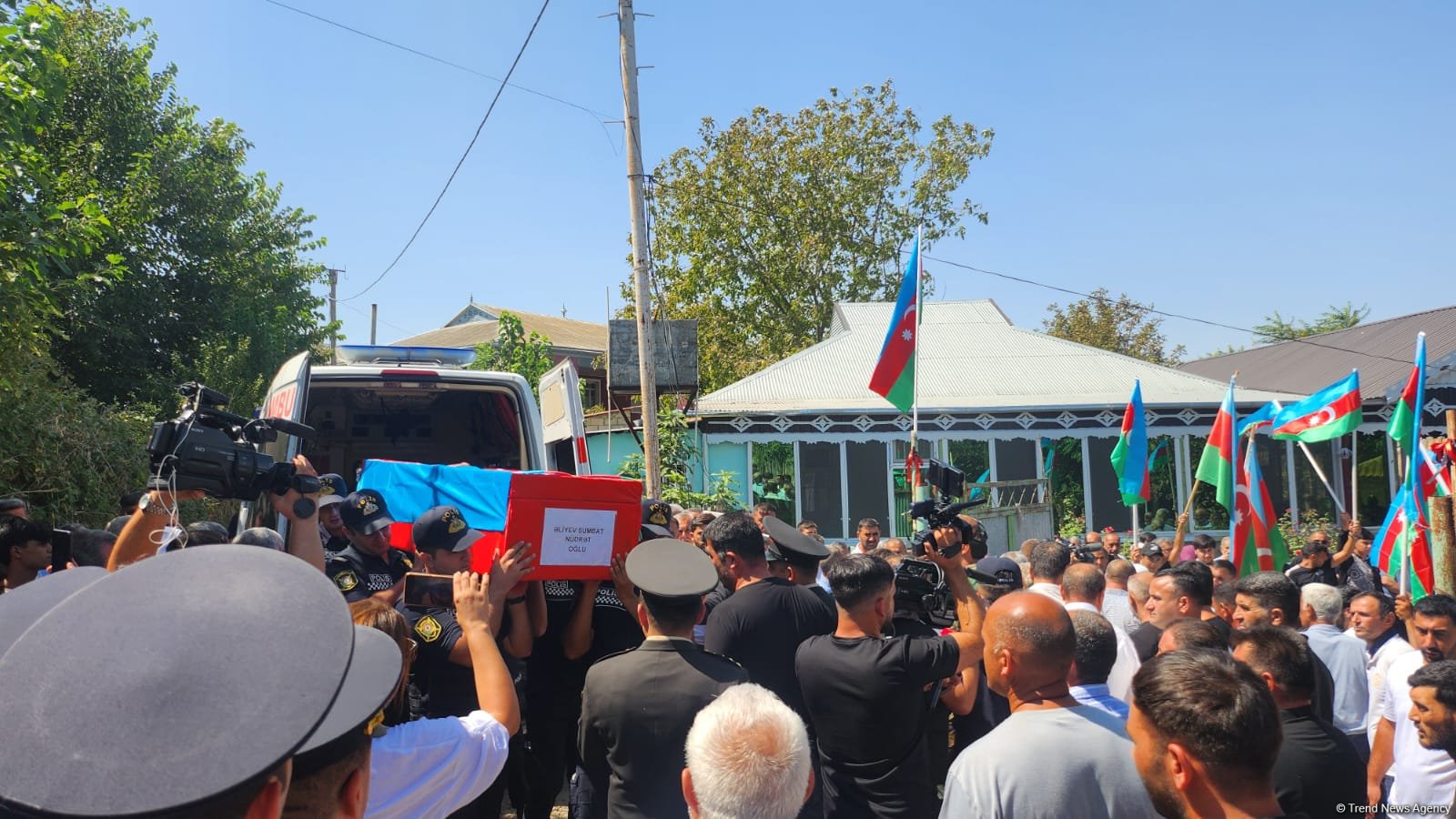 Füzulidə Birinci Qarabağ müharibəsi şəhidi ilə vida mərasimi keçirilib (YENİLƏNİB) (FOTO/VİDEO)