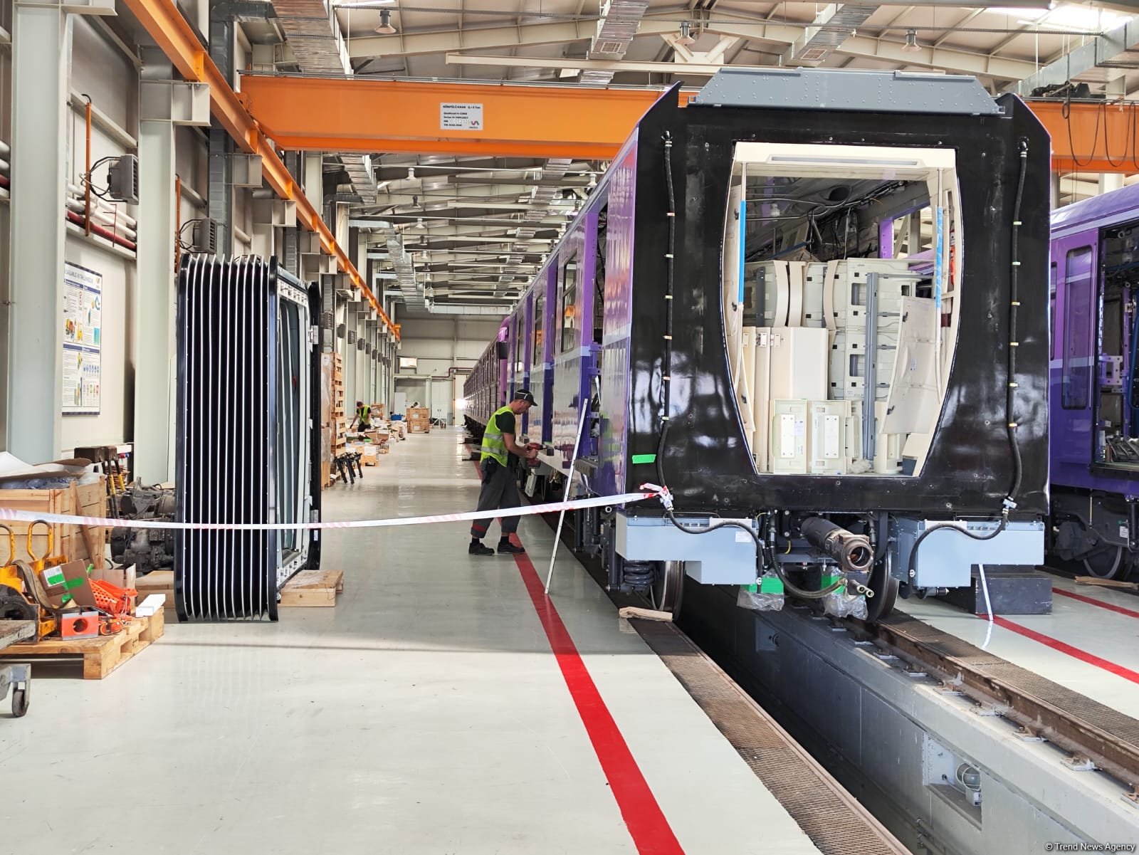 Bakı Metropoliteni qatar parkını 20 yeni nəsil vaqonla gücləndirir (FOTO)
