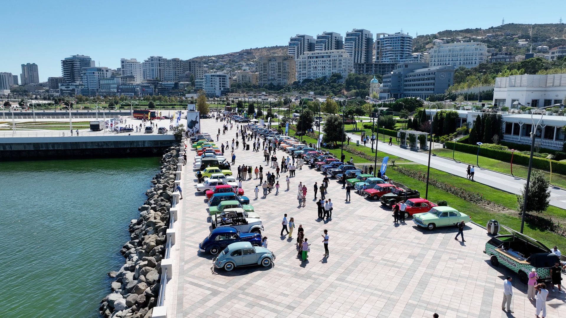 “At gücü” - klassik avtomobillərin yürüşü və çövkən oyunu keçirilib (FOTO)